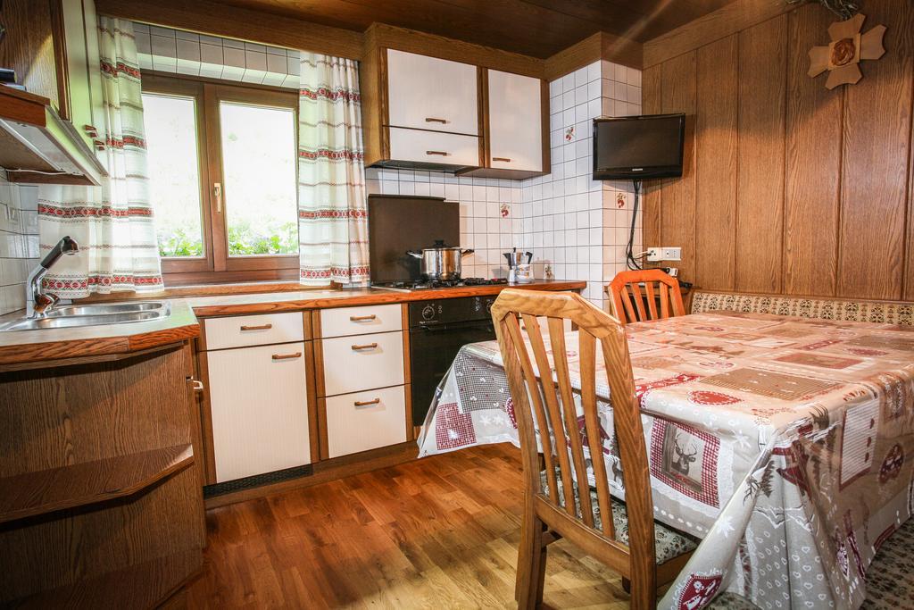 Casa Serac' Ла Вале Екстериор снимка